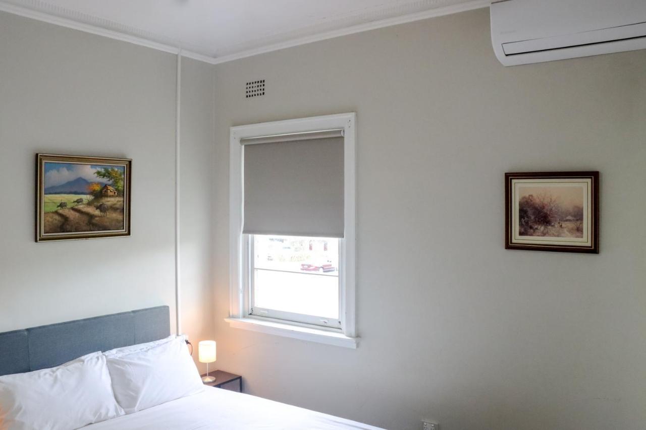 Tates Hotel Вінсор Екстер'єр фото